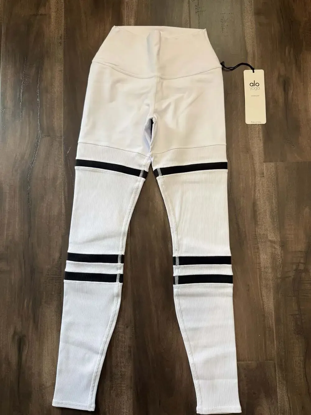 Alo Yoga High-Waist Legit Legging White/Black XS